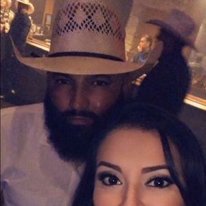 Meet your Posher, Victor